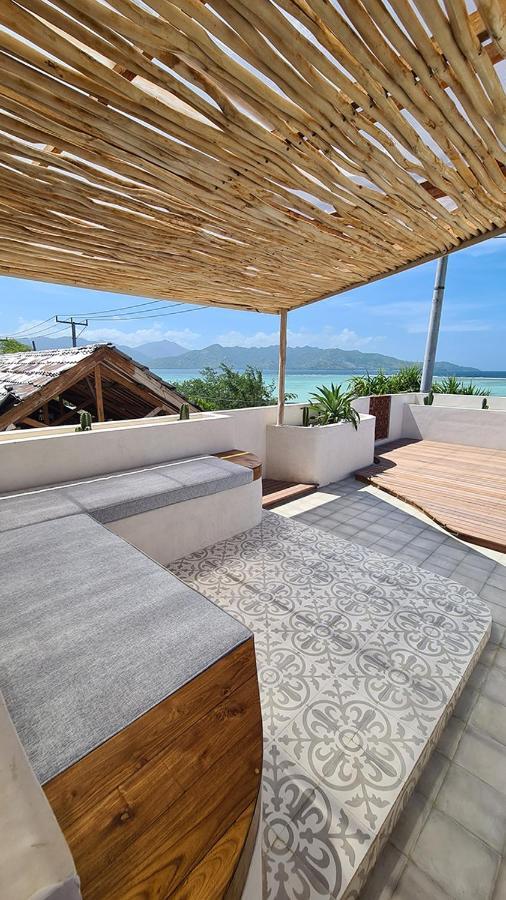 Shore Thing Gili Air Beachfront Apartment Eksteriør billede