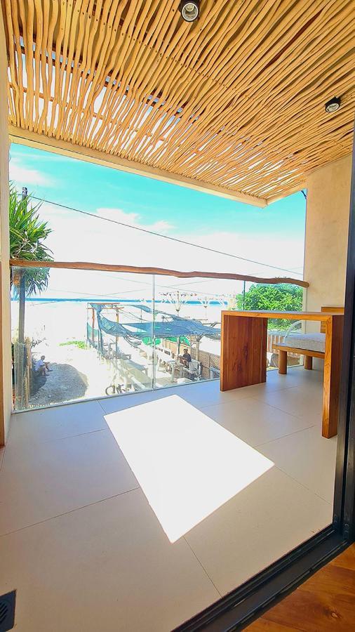 Shore Thing Gili Air Beachfront Apartment Eksteriør billede